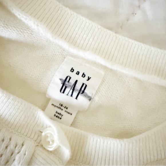 GAP Baby Toddler Girl Cardigan Sweater Cream 18-24 Months - Picture 2 of 3